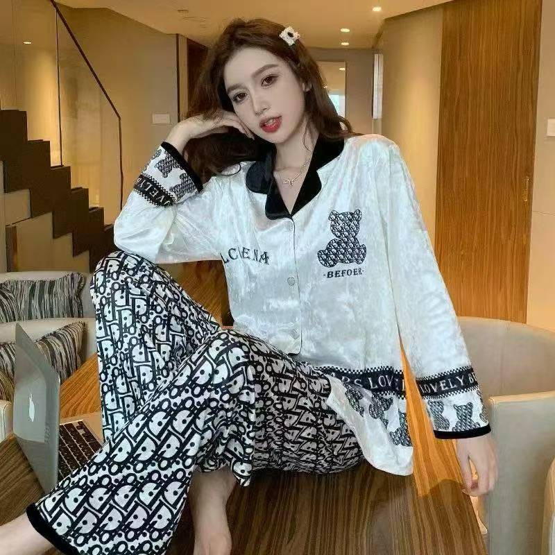 ست بلوز شلوار ساتن مخمل کد : 2920