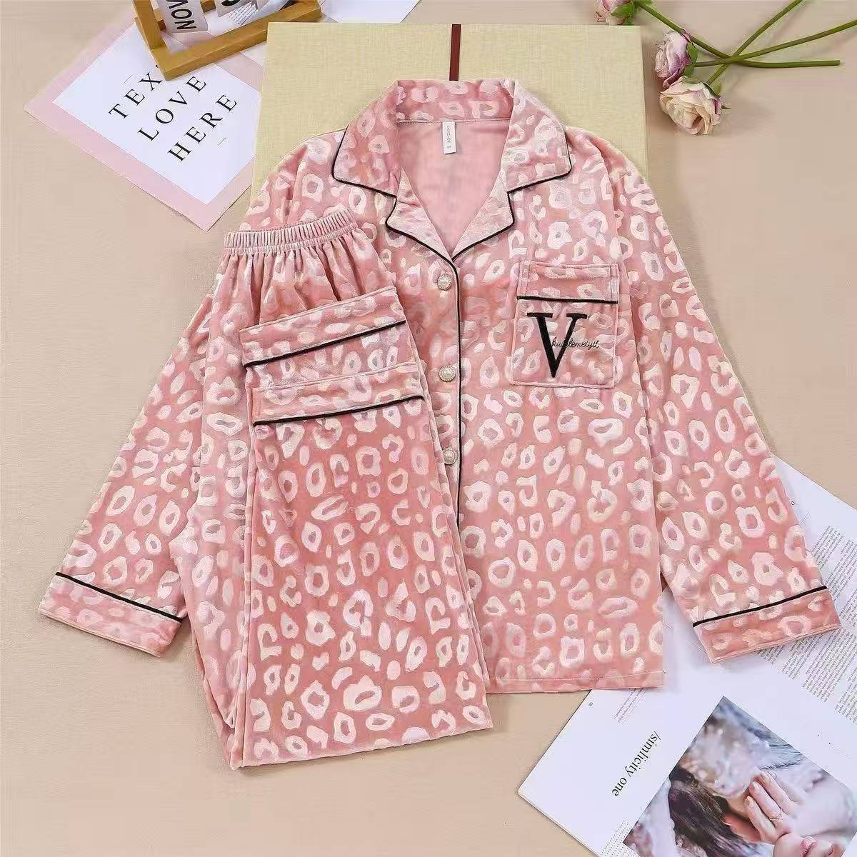 ست بلوز شلوار ساتن مخمل کد : 2923