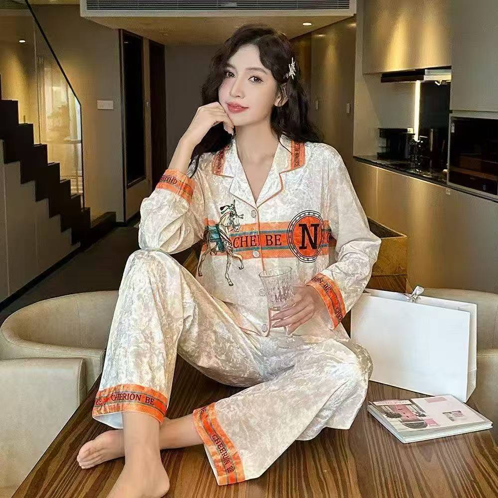 ست بلوز شلوار ساتن مخمل کد : 2917